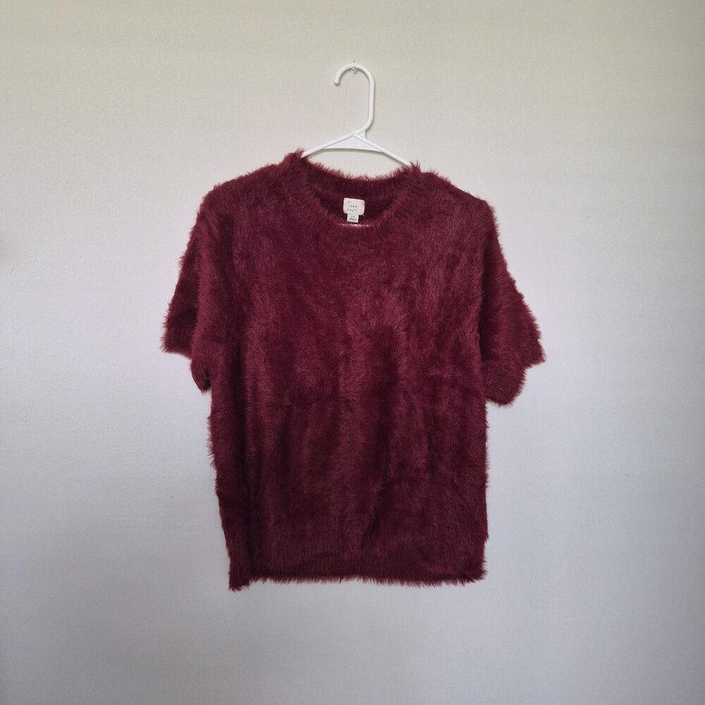 Womens Fuzzy Short Sleeve Crewneck Pullover Sweater